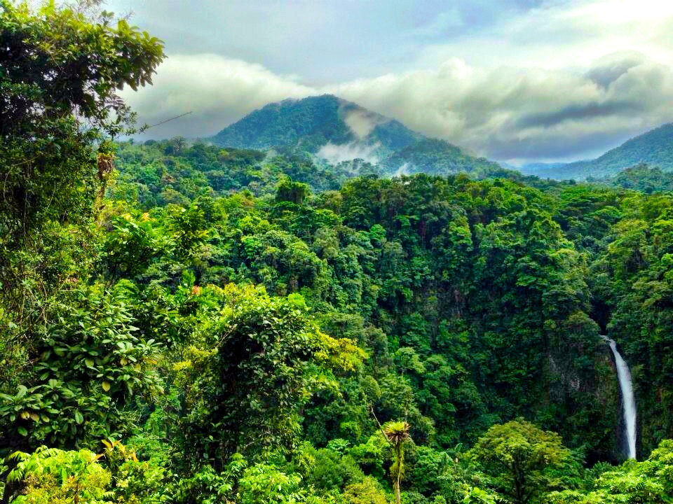 La Fortuna waterfall in Costa Rica