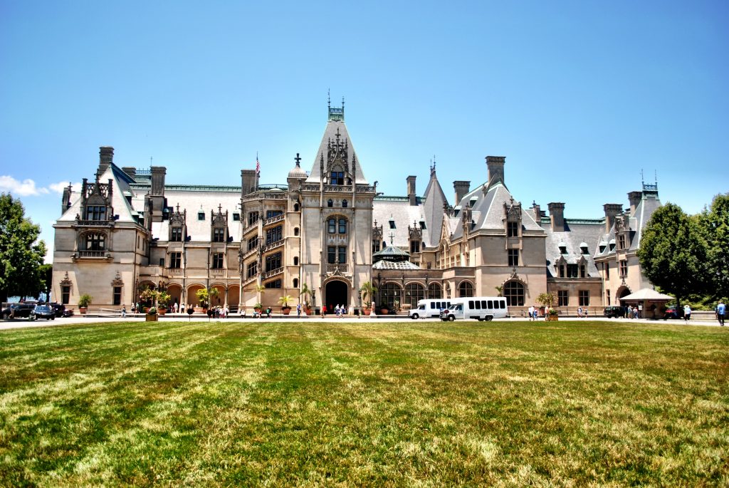 Guide To Visiting The Biltmore Estate Married With Wanderlust