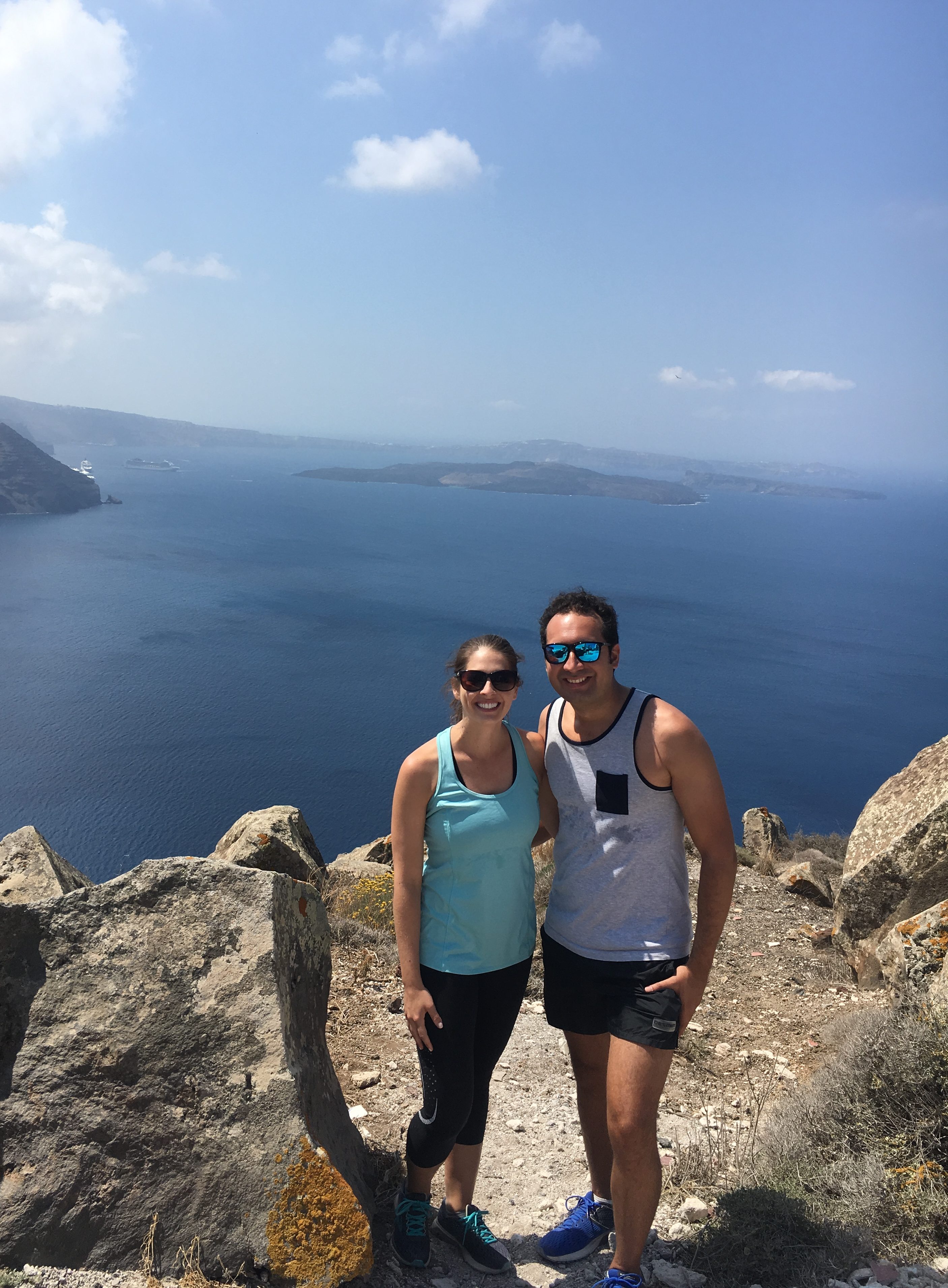 Hiking from Fira to Oia, Santorini