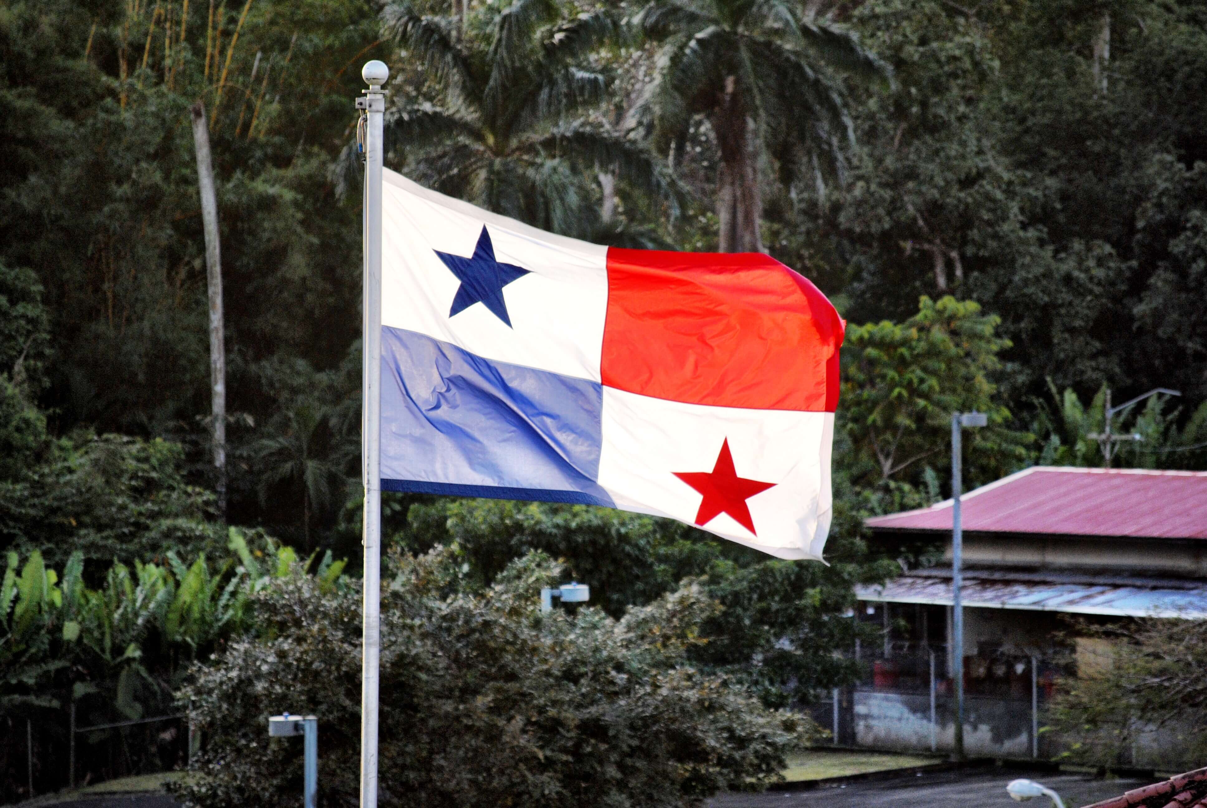 dating in panama city flags