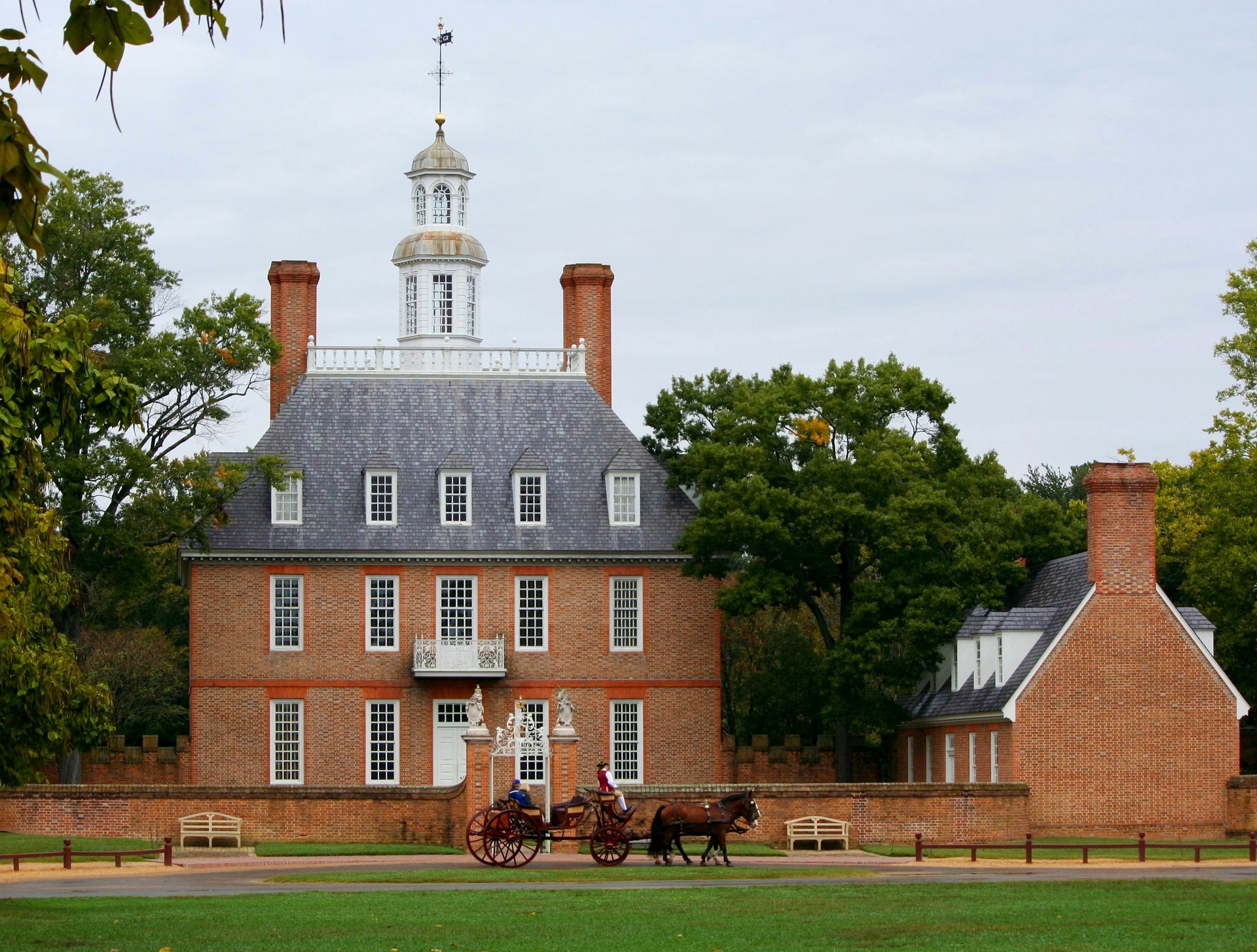 Visit Williamsburg, VA