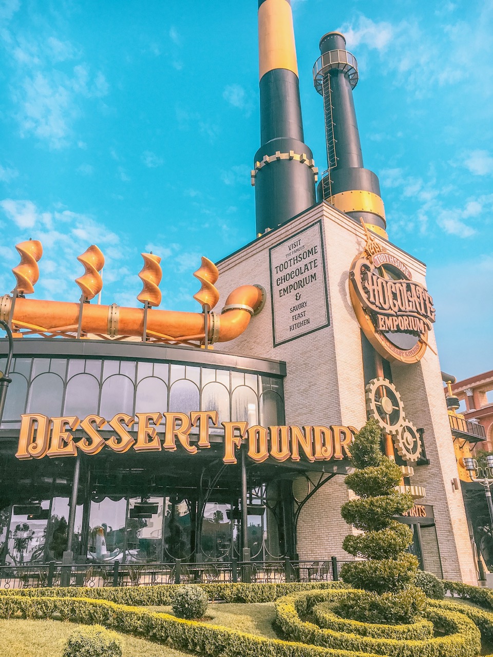 Toothsome Chocolate Emporium at Universal CityWalk - Married with