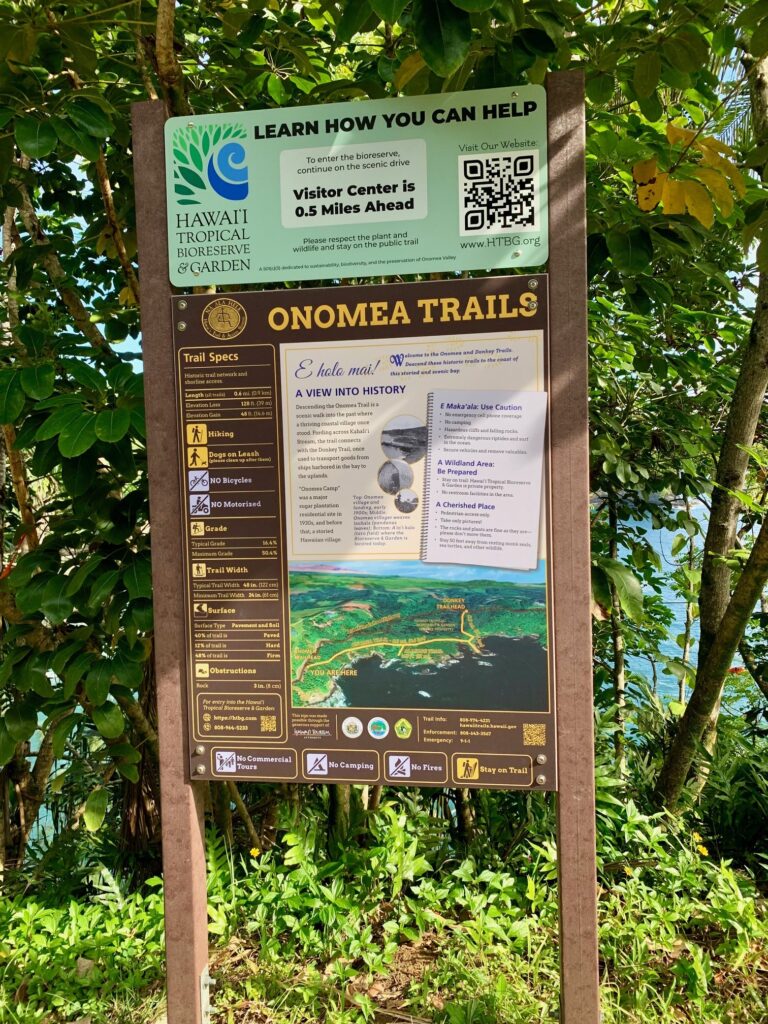 Onomea Trailhead sign in Hilo, Hawaii