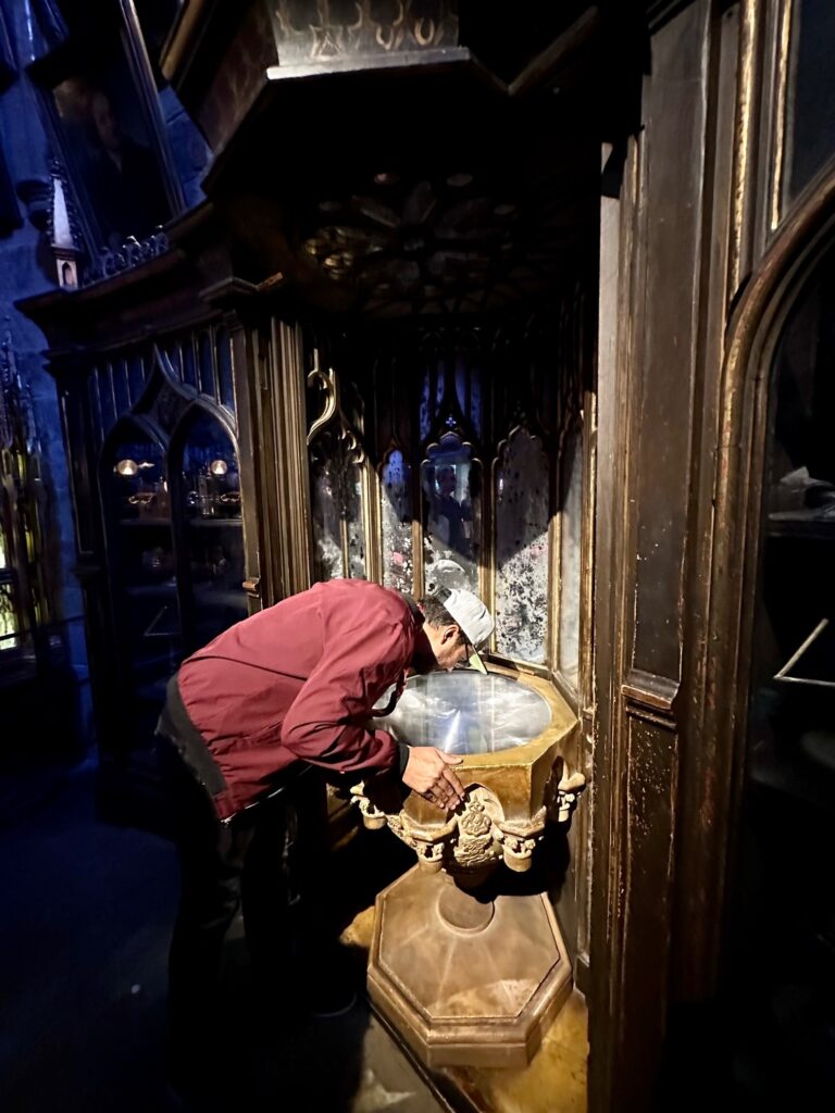 WC using the Pensieve at Harry Potter Studio Tour London