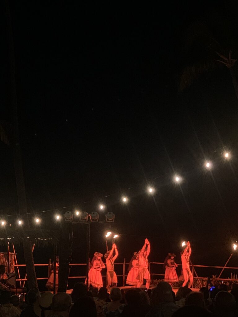 Voyagers of the Pacific Luau dancers